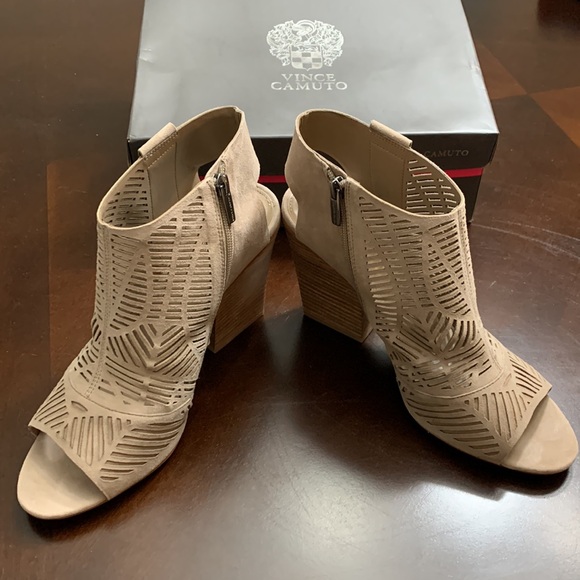 Vince Camuto Open-Toe Cut-Out Booties - Picture 7 of 8